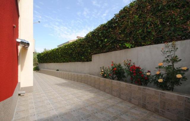 Villa Guliver Slatine Exterior foto